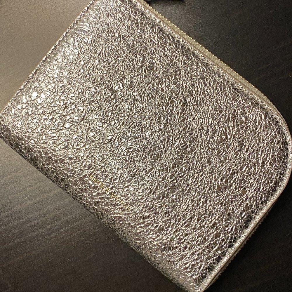 Mansur Gavriel Compact Zip Wallet - Crackled Silver Leather